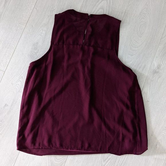 Monteau Burgundy Sleeveless Blouse - Picture 3 of 7